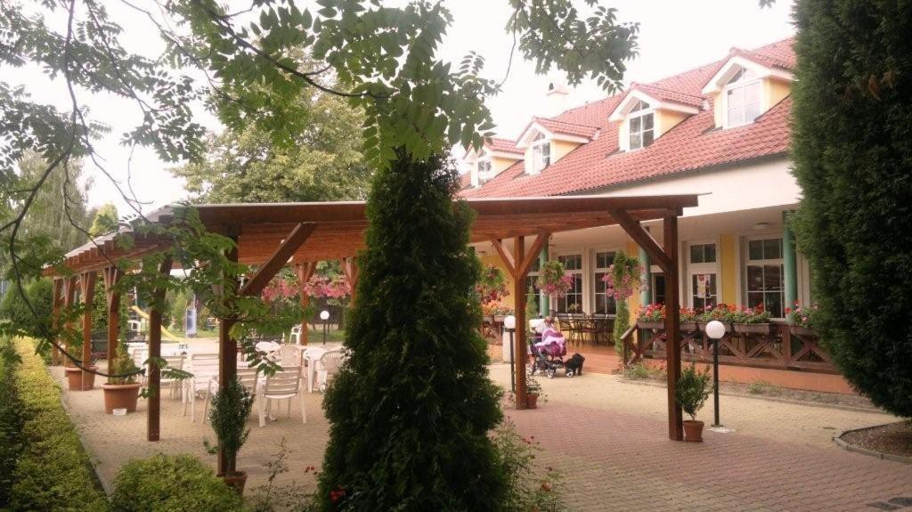 Penzion Oaza Štětí Dış mekan fotoğraf
